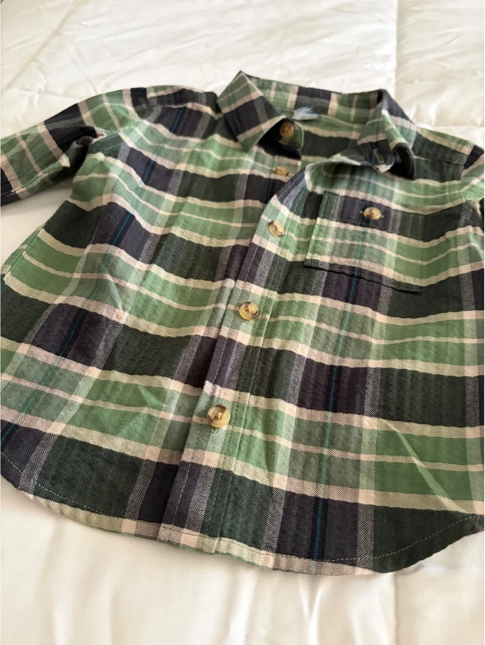 NWOT Old Navy button down shirts